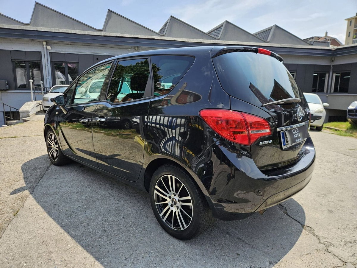 Opel Meriva 1.7 CDTI 110CV Cosmo (5)