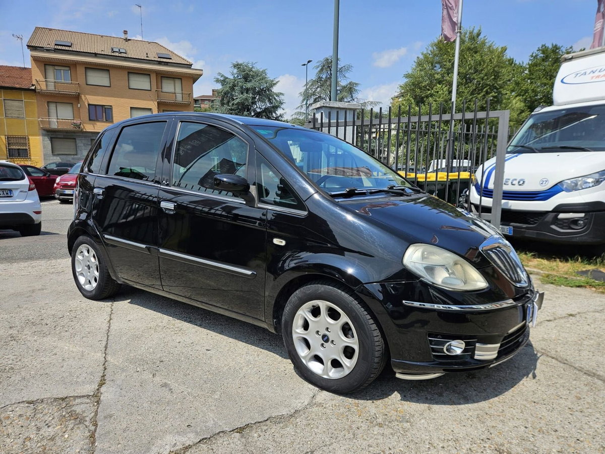 Lancia Musa 1.4 16V Platino (3)