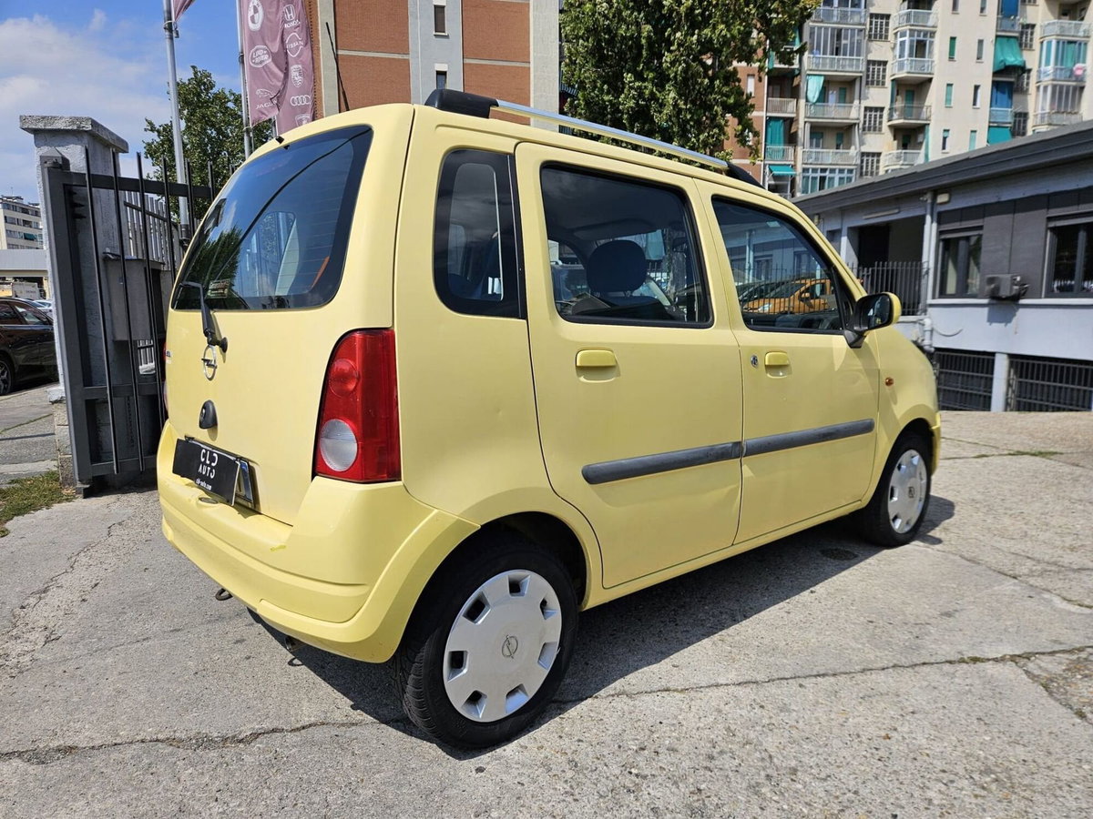 Opel Agila 1.0 12V Club (4)