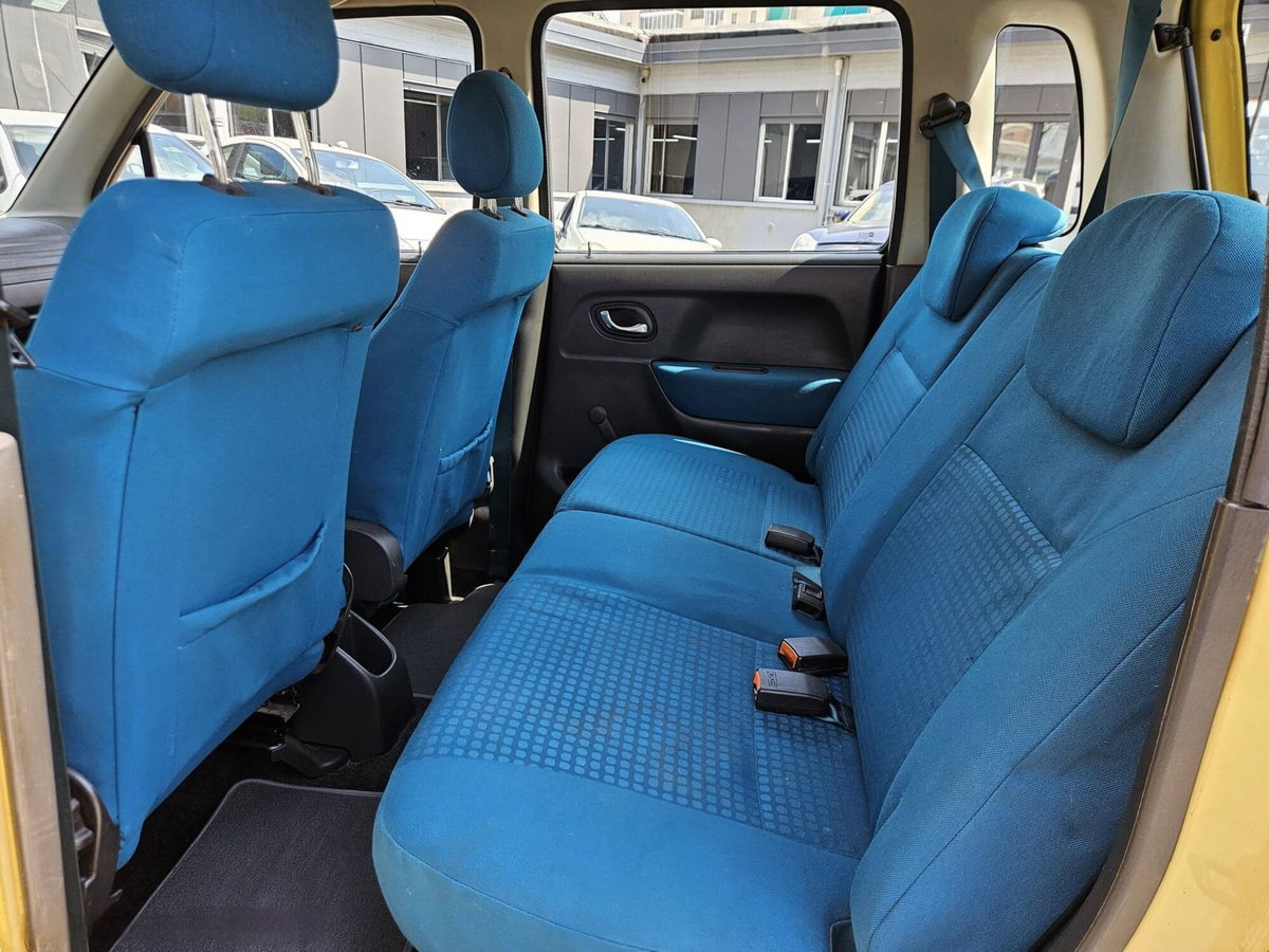 Opel Agila 1.0 12V Club (8)