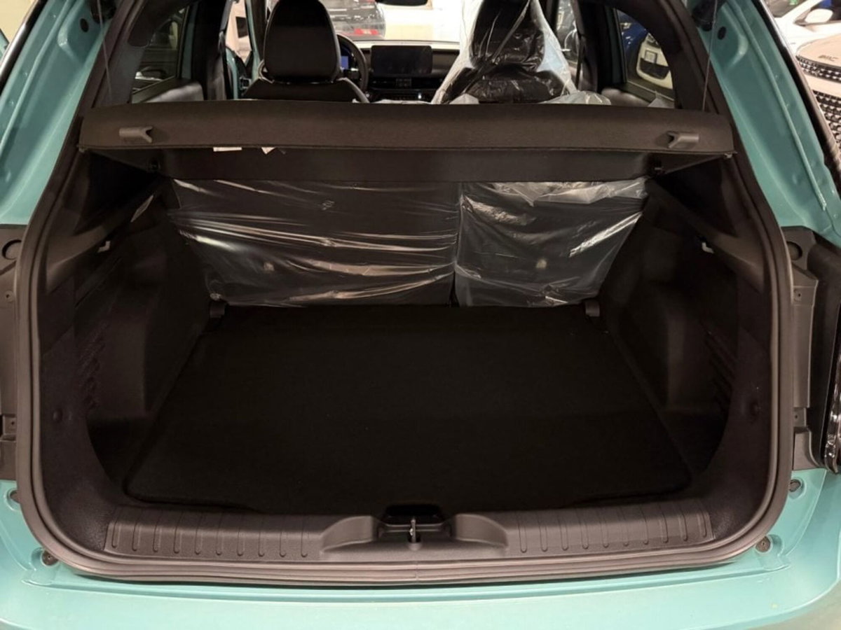 Fiat 600 1.2 hybrid Sport Edizione Milano Cortina 2026 145cv auto (20)