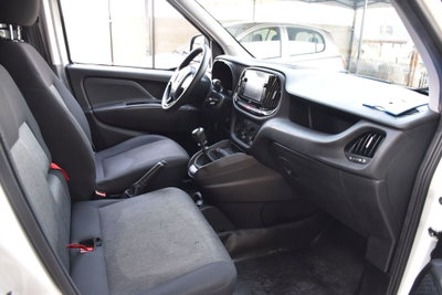 Fiat Doblò cargo combi N1 1.6 mjt 120cv CH1 Lounge S&S (13)