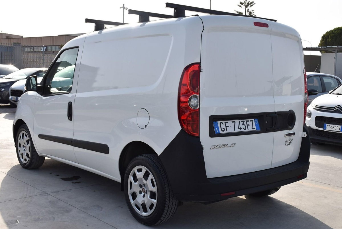 Fiat Doblò cargo combi N1 1.6 mjt 120cv CH1 Lounge S&S (6)