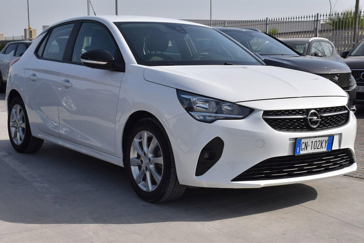 Opel Corsa 1.5 D 100 CV Edition (3)