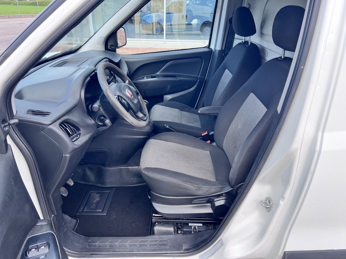 Fiat Doblò cargo combi N1 1.6 mjt 105cv CH1 Lounge S&S (5)