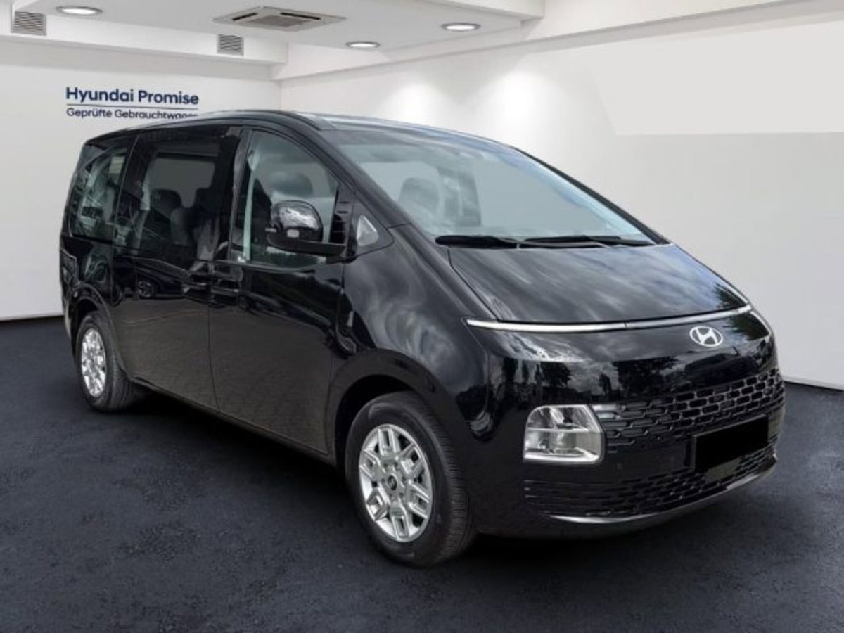 Hyundai Staria 1.6 hev 2wd auto (3)
