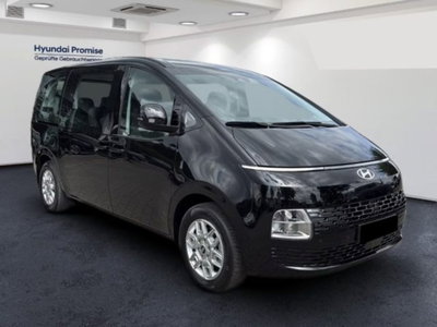 Hyundai Staria 1.6 hev 2wd auto (3)