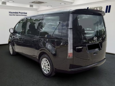 Hyundai Staria 1.6 hev 2wd auto (4)
