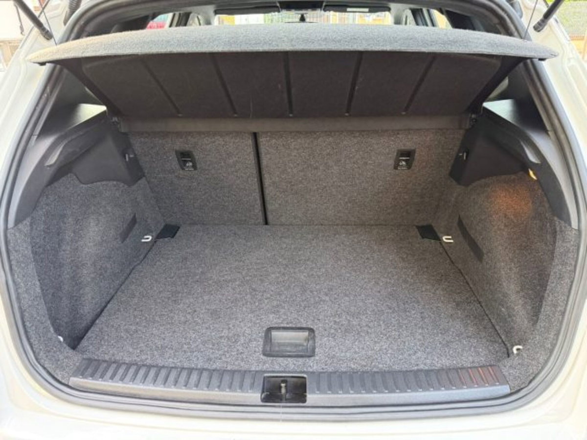 SEAT Arona 1.0 EcoTSI XCELLENCE (15)