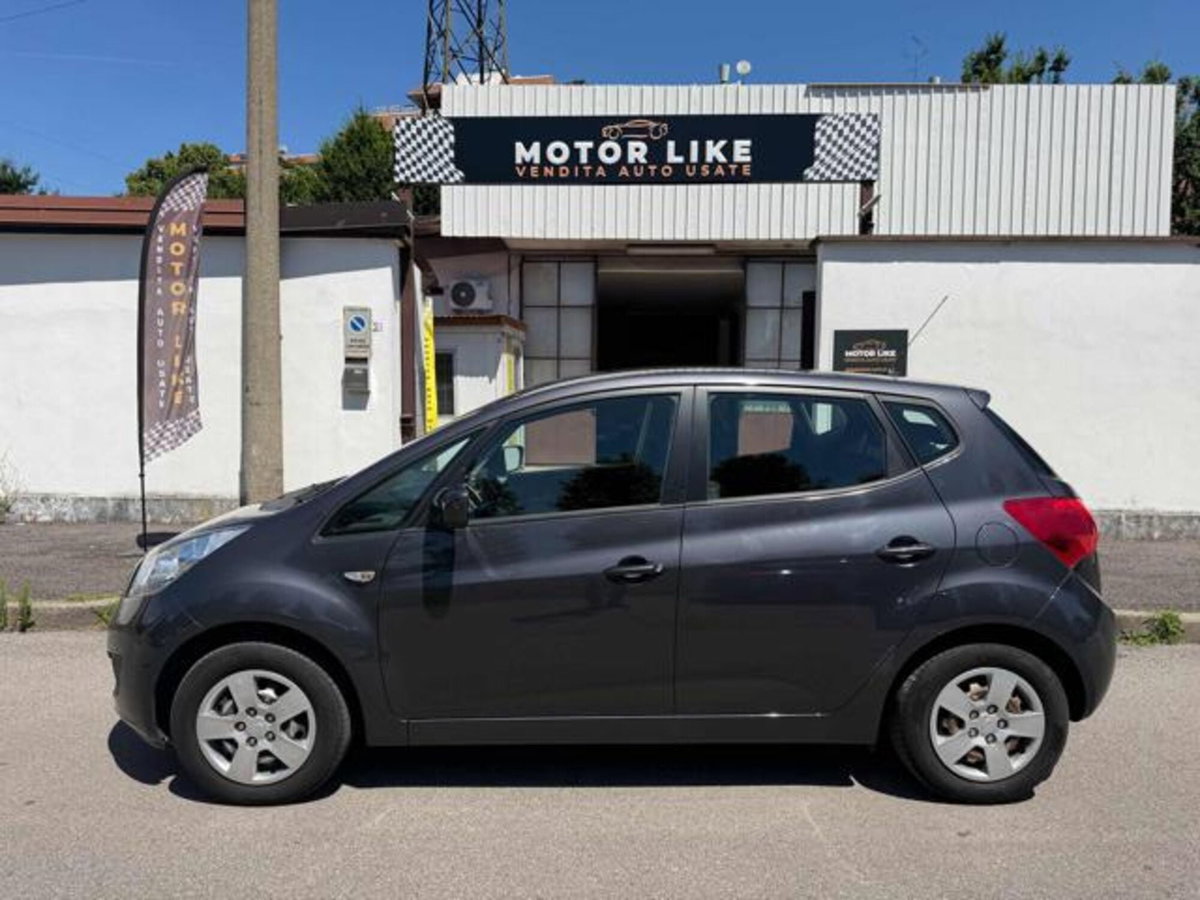Kia Venga 1.4 CVVT Cool (2)
