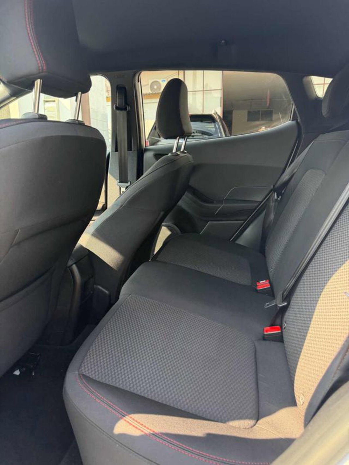 Ford Fiesta 1.1 85 CV 5 porte ST-Line (11)