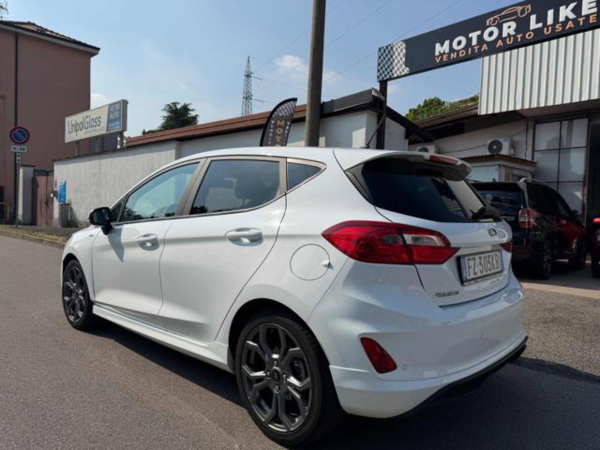 Ford Fiesta 1.1 85 CV 5 porte ST-Line (3)