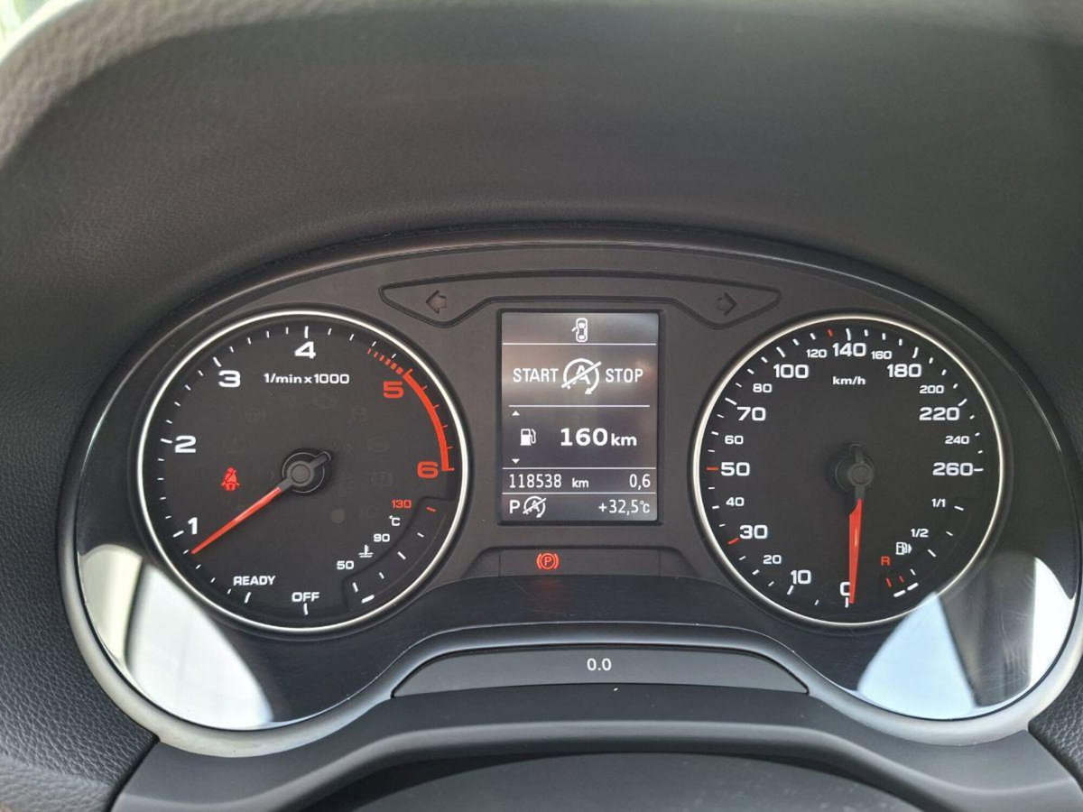 Audi Q2 Q2 35 TDI quattro S tronic Business Plus (12)