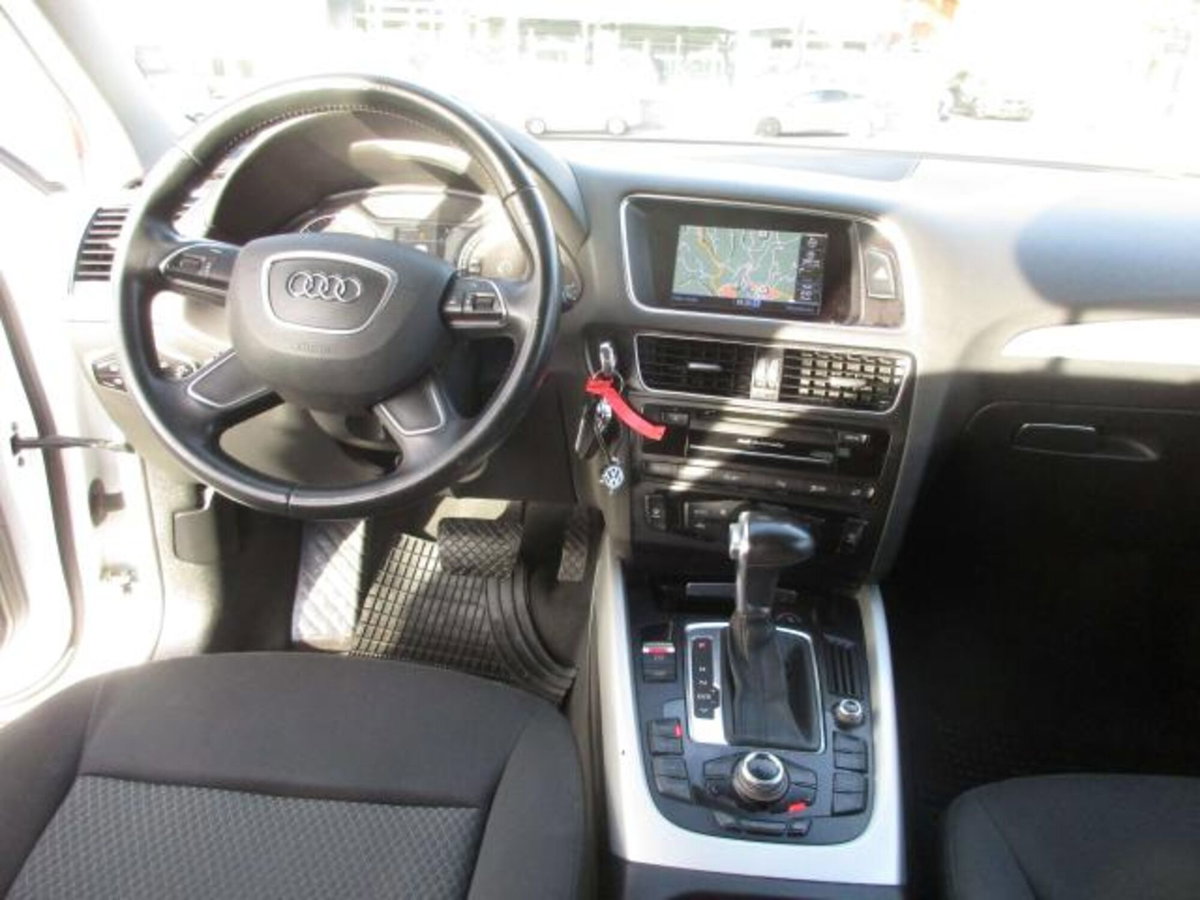 Audi Q5 2.0 TDI 177 CV quattro Advanced Plus (12)