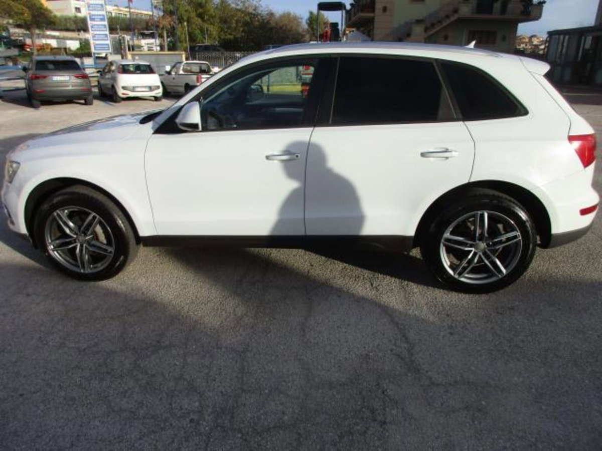 Audi Q5 2.0 TDI 177 CV quattro Advanced Plus (4)