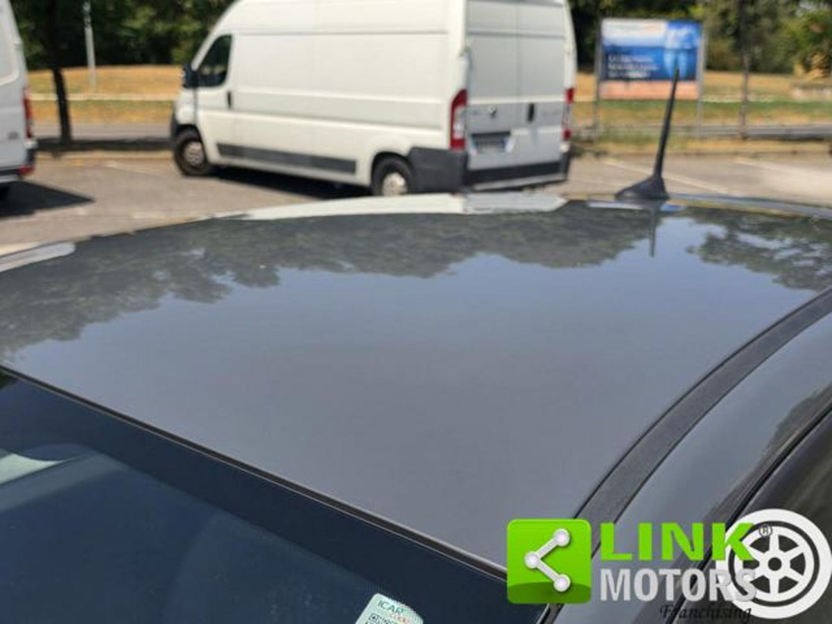 Fiat 500 1.0 Hybrid Red (20)