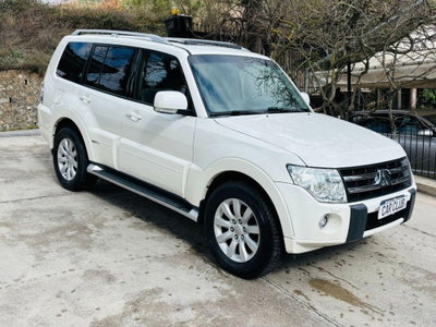 Mitsubishi Pajero 3.2 DI-D 16V aut. 5p. Instyle DPF (3)