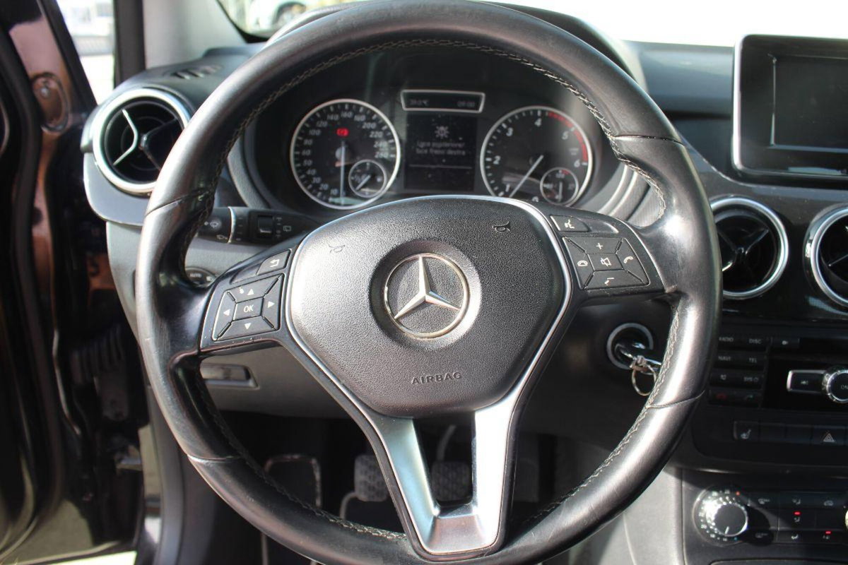 Mercedes-Benz Classe B 180 CDI Premium (10)