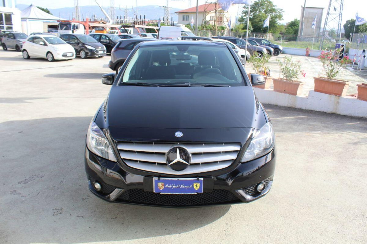 Mercedes-Benz Classe B 180 CDI Premium (2)