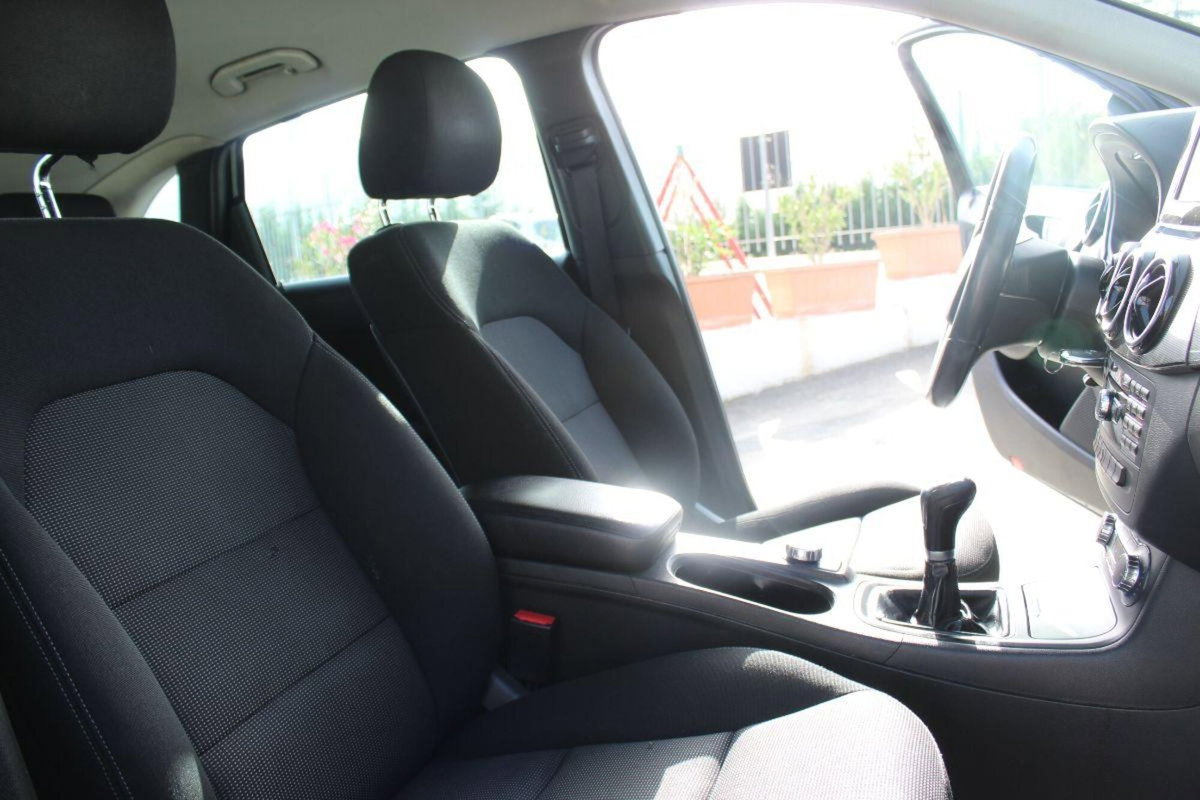 Mercedes-Benz Classe B 180 CDI Premium (20)