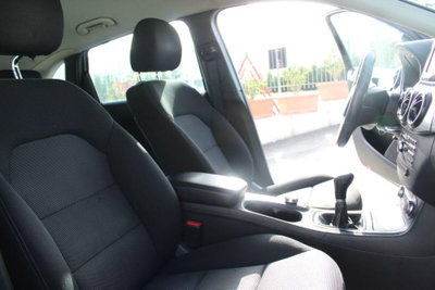 Mercedes-Benz Classe B 180 CDI Premium (20)