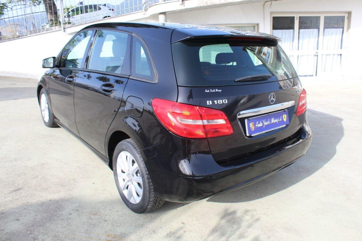 Mercedes-Benz Classe B 180 CDI Premium (5)