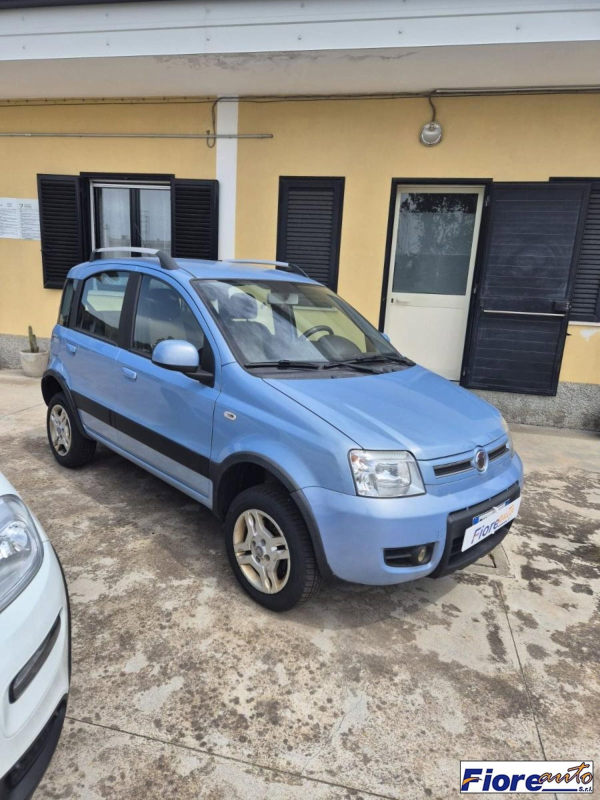Fiat Panda 1.3 MJT 16V DPF 4x4 Climbing (2)