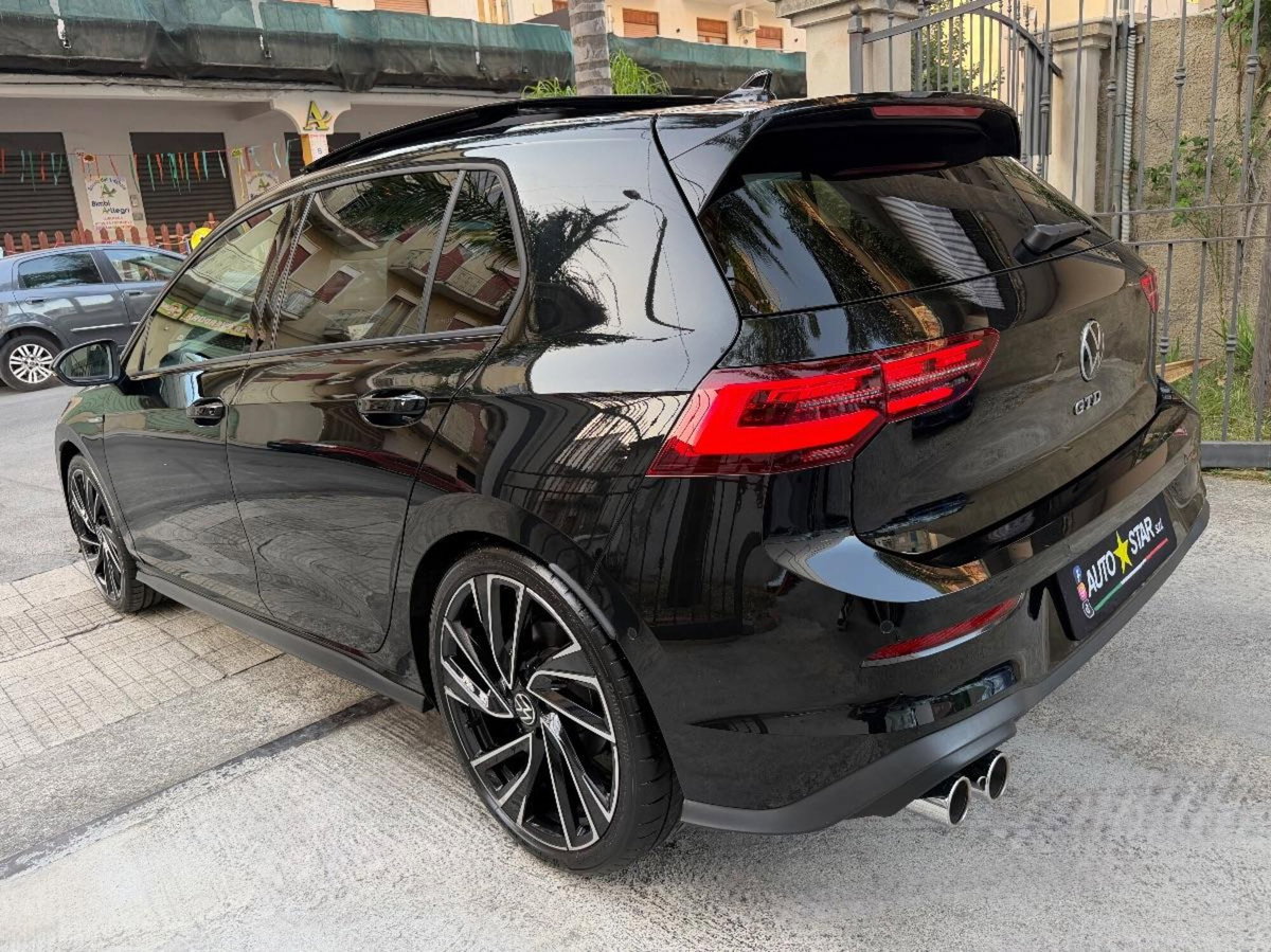 Volkswagen Golf 2.0 TDI GTD DSG (5)