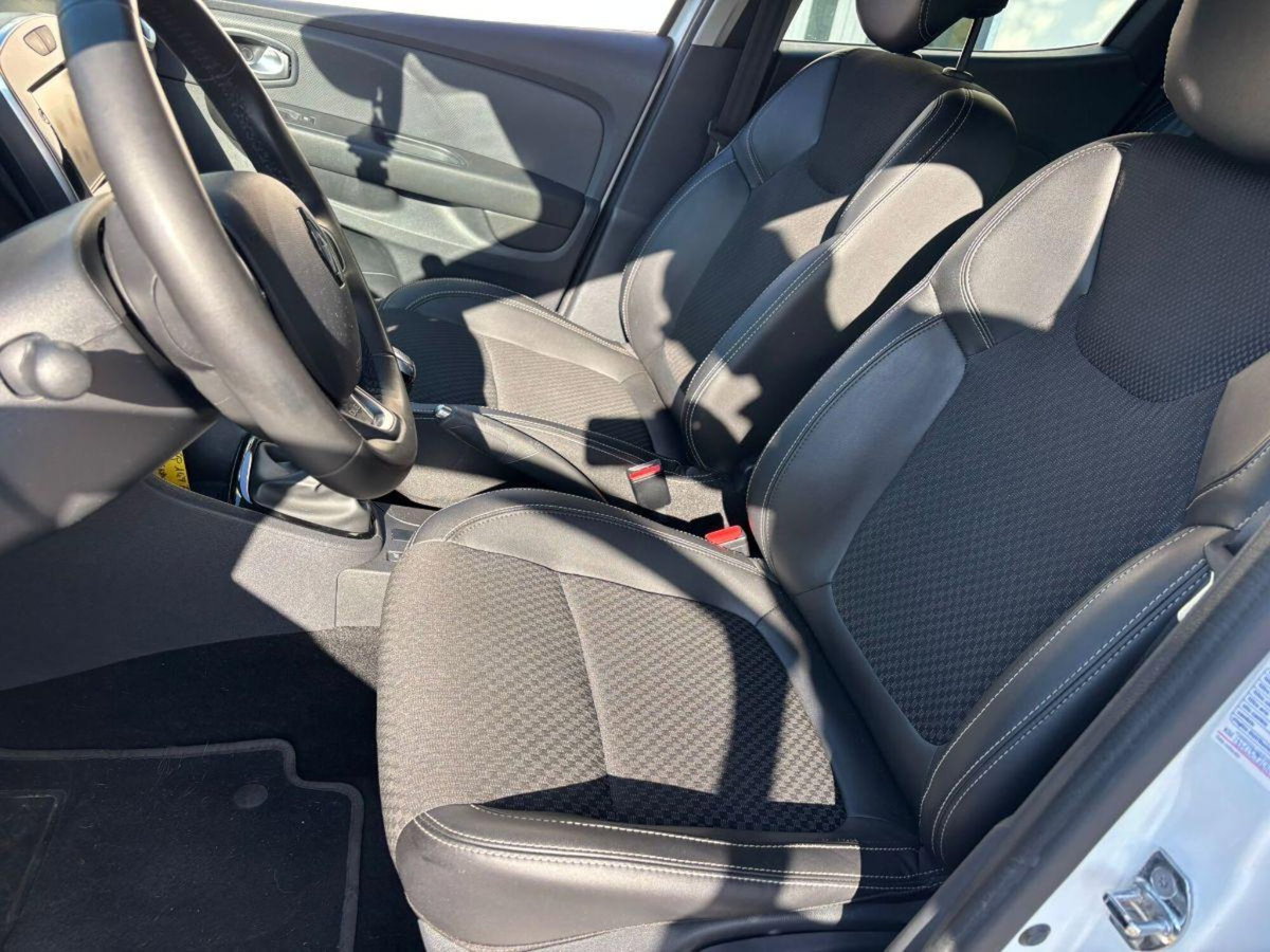 Renault Clio 1.5 dCi 8V 90CV Start&Stop 5 porte Duel (12)
