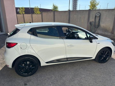 Renault Clio 1.5 dCi 8V 90CV Start&Stop 5 porte Duel (4)