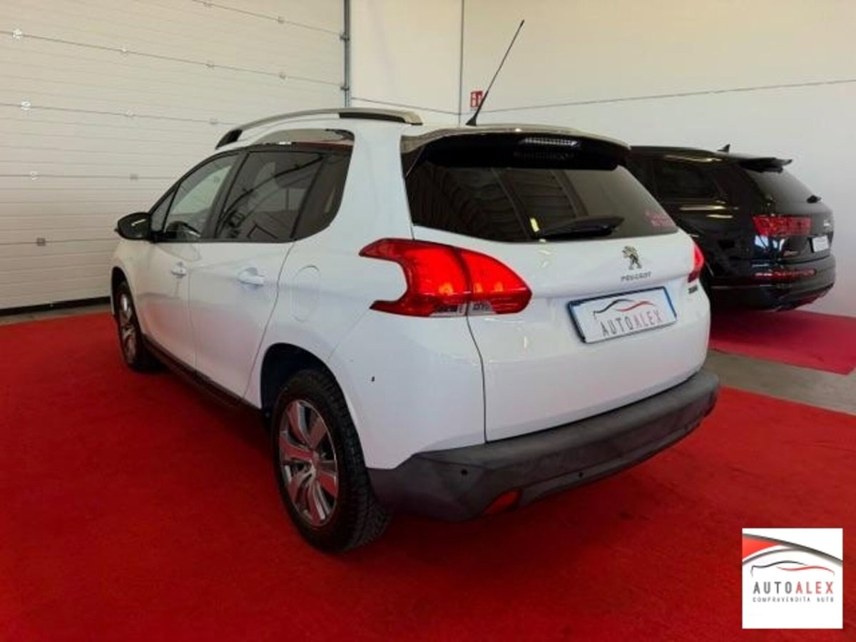 Peugeot 2008 VTi 82CV Allure (6)