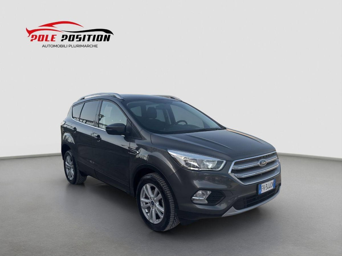 Ford Kuga 1.5 TDCI 120 CV S&S 2WD Titanium (7)