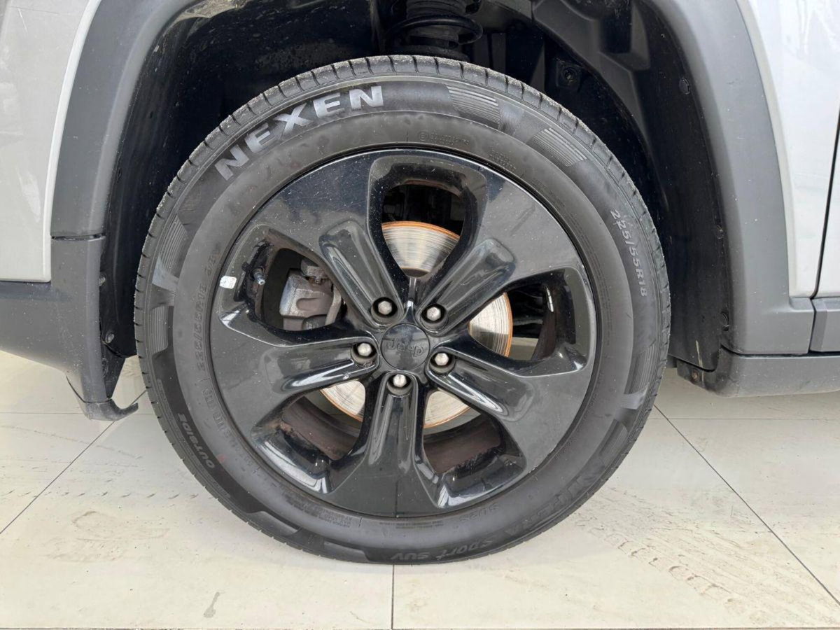 Jeep Compass 1.6 Multijet II 2WD Night Eagle (7)