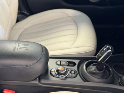 MINI Mini Clubman Clubman 2.0 Cooper D Mayfair Edition auto (11)