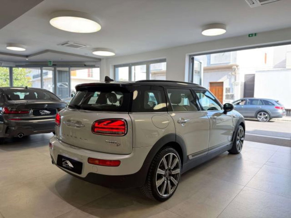 MINI Mini Clubman Clubman 2.0 Cooper D Mayfair Edition auto (5)