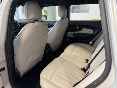 MINI Mini Clubman Clubman 2.0 Cooper D Mayfair Edition auto (9)