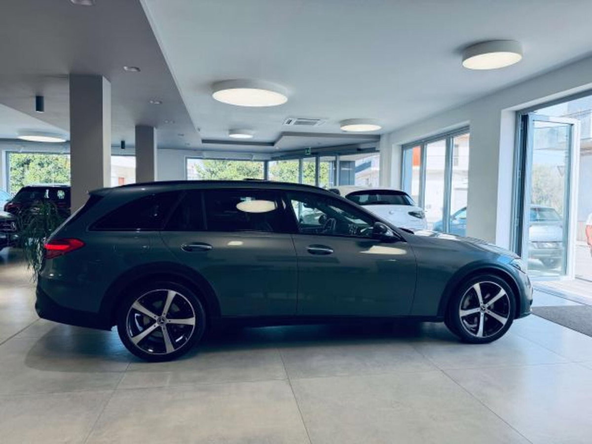 Mercedes-Benz Classe C Station Wagon All-Terrain 220 d mhev Premium Plus 4matic auto (4)