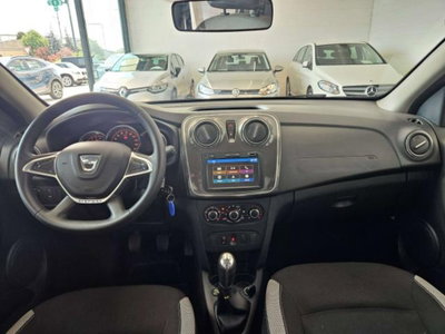 Dacia Sandero Stepway 1.0 TCe 100CV ECO-G 15th Anniversary (12)