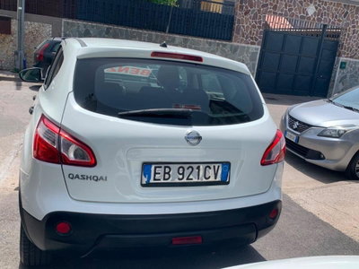 Nissan Qashqai 1.6 16V Visia (7)