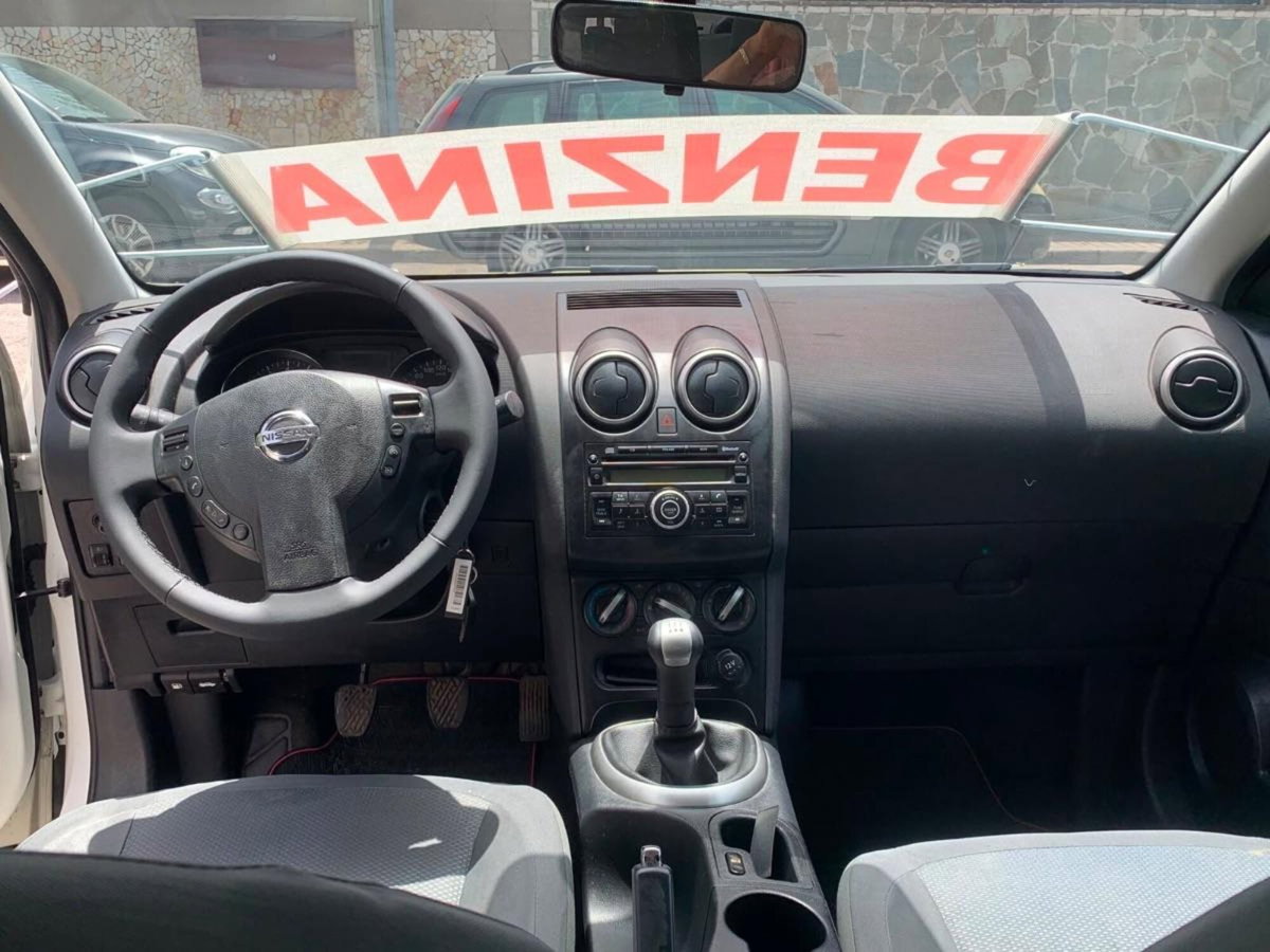 Nissan Qashqai 1.6 16V Visia (9)