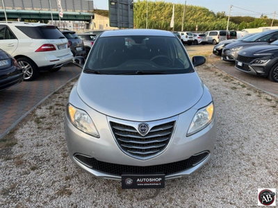 Lancia Ypsilon 1.2 69 CV 5 porte GPL Ecochic Alberta Ferretti usata