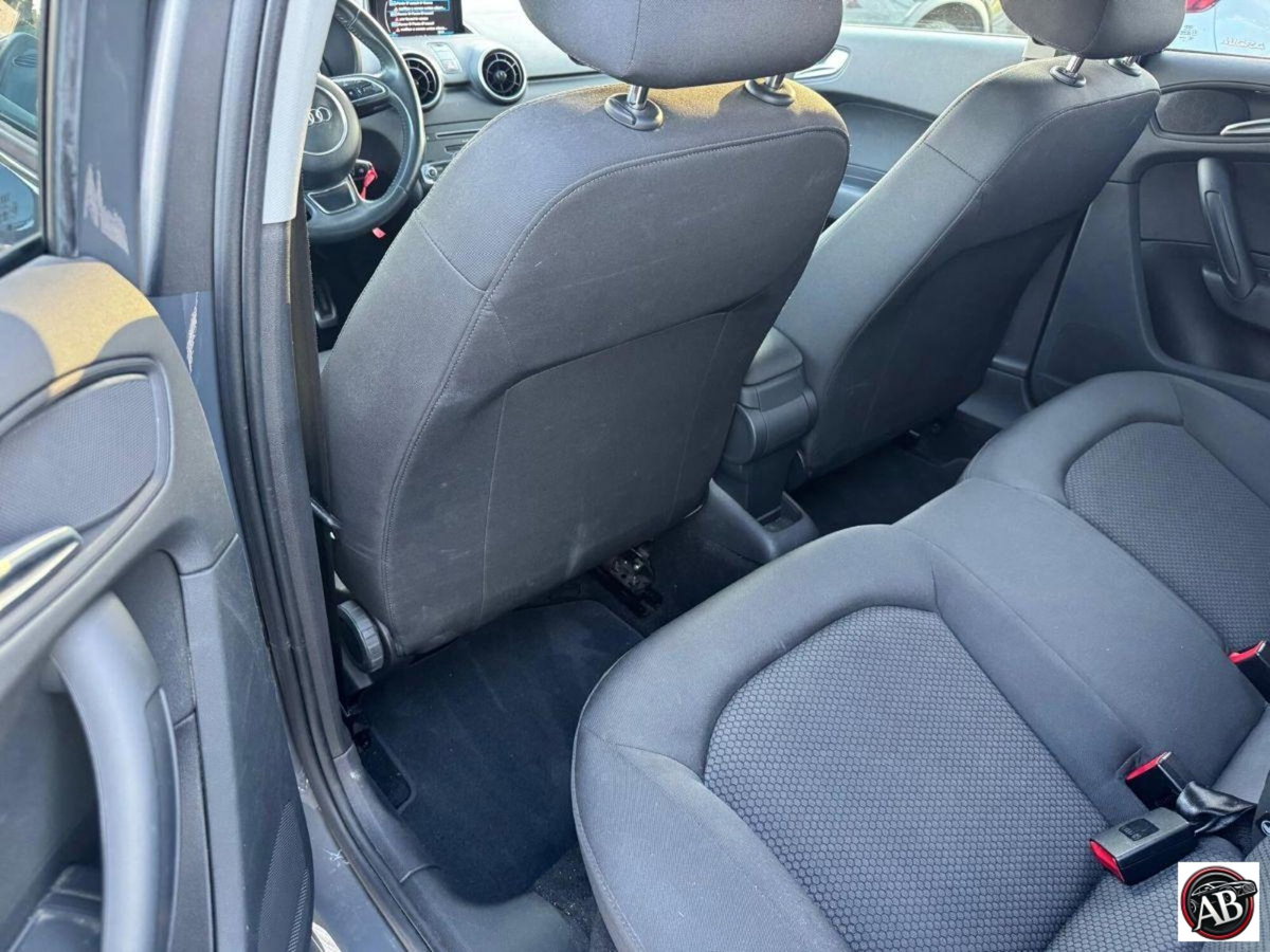 Audi A1 Sportback 1.4 TDI ultra S tronic (12)