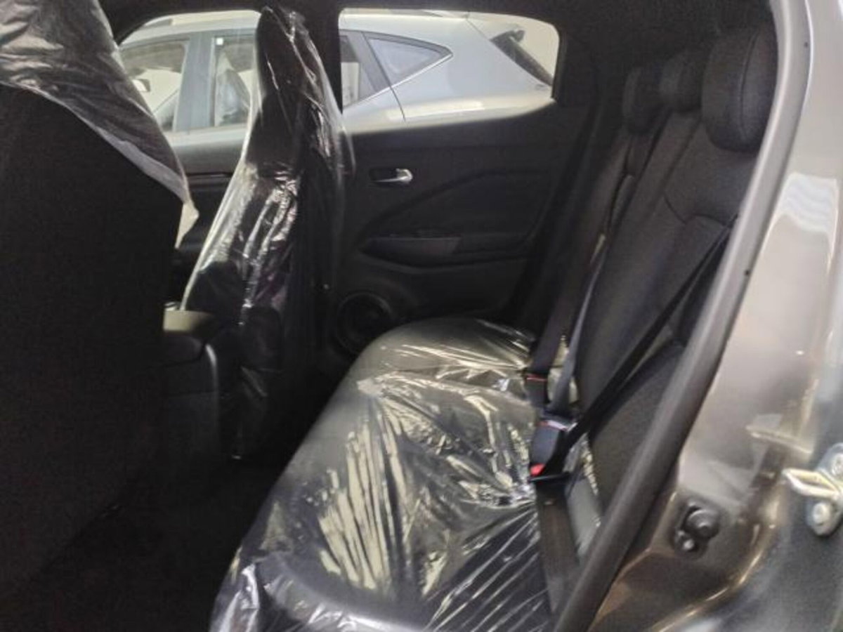 Nissan Juke 1.6 hev N-Design (11)