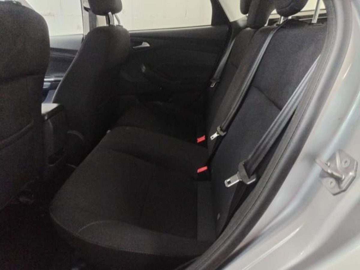 Ford Focus Station Wagon 1.5 TDCi 120 CV Start&Stop SW Titanium (5)