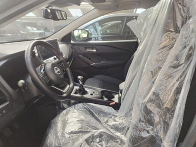 Nissan Qashqai 1.3 mhev N-Connecta 2wd 140cv (8)