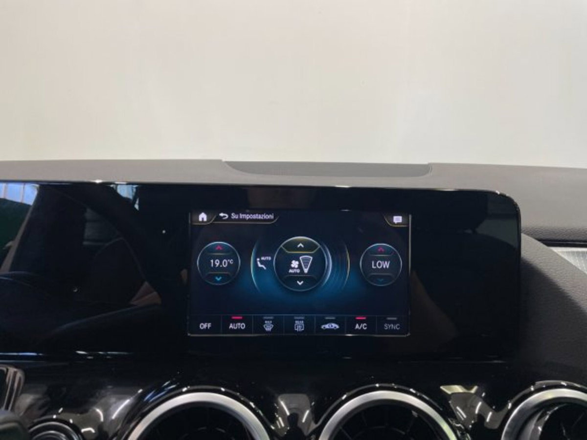Mercedes-Benz GLA SUV 220 d Automatic 4Matic Sport Plus (12)
