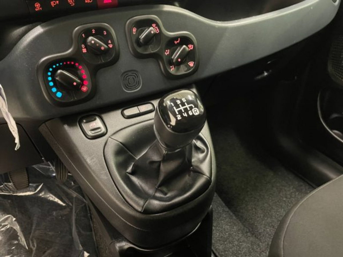 Fiat Panda 1.0 firefly hybrid s&s 70cv 5p.ti (8)