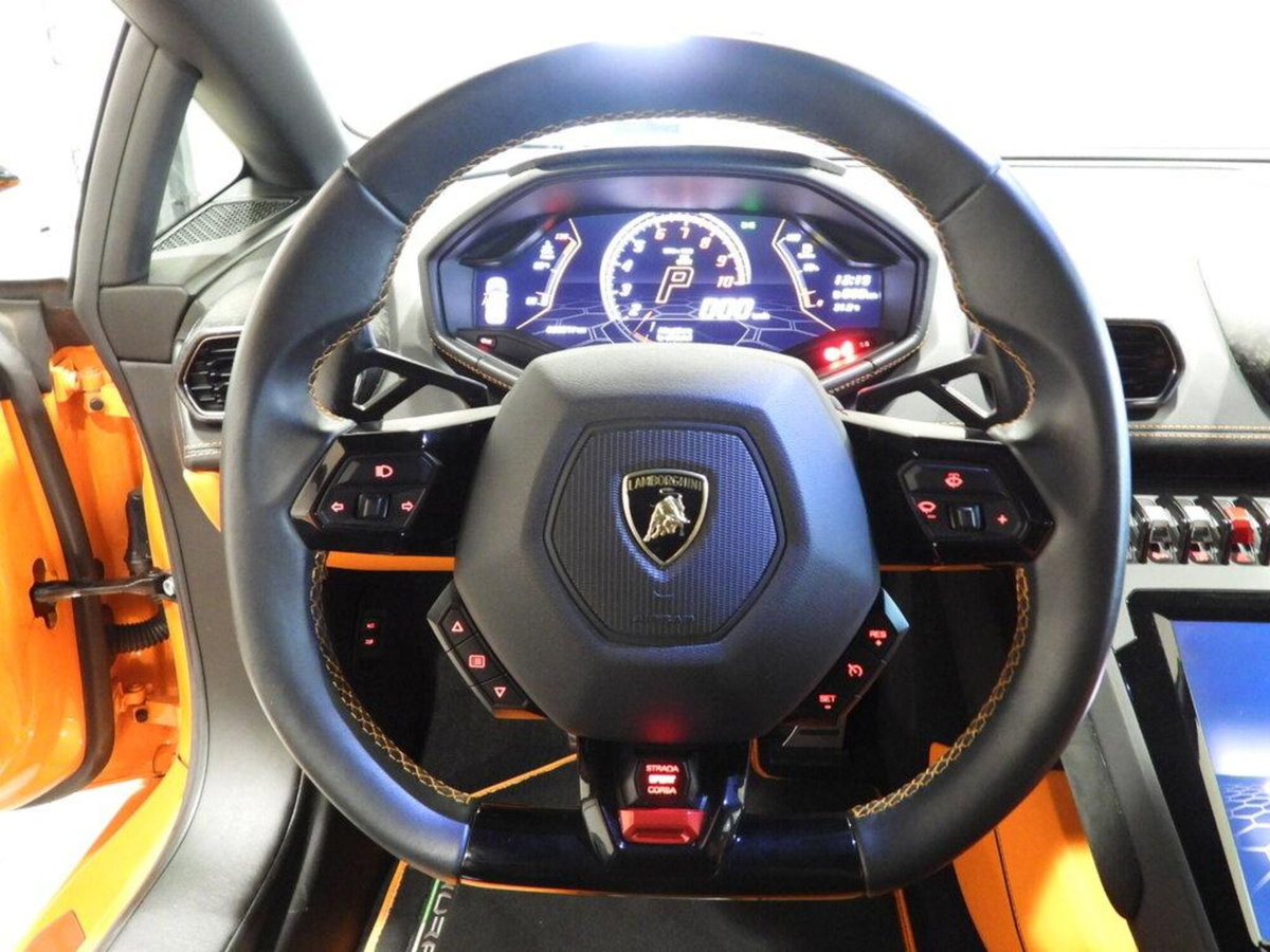 Lamborghini Huracán Coupé Coupe 5.2 Tecnica 640cv rwd (4)