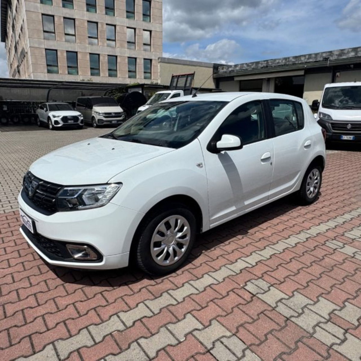 Dacia Sandero Streetway 1.0 TCe 100 CV ECO-G Comfort (4)