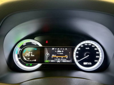 Kia Niro 1.6 GDi DCT HEV Energy (18)
